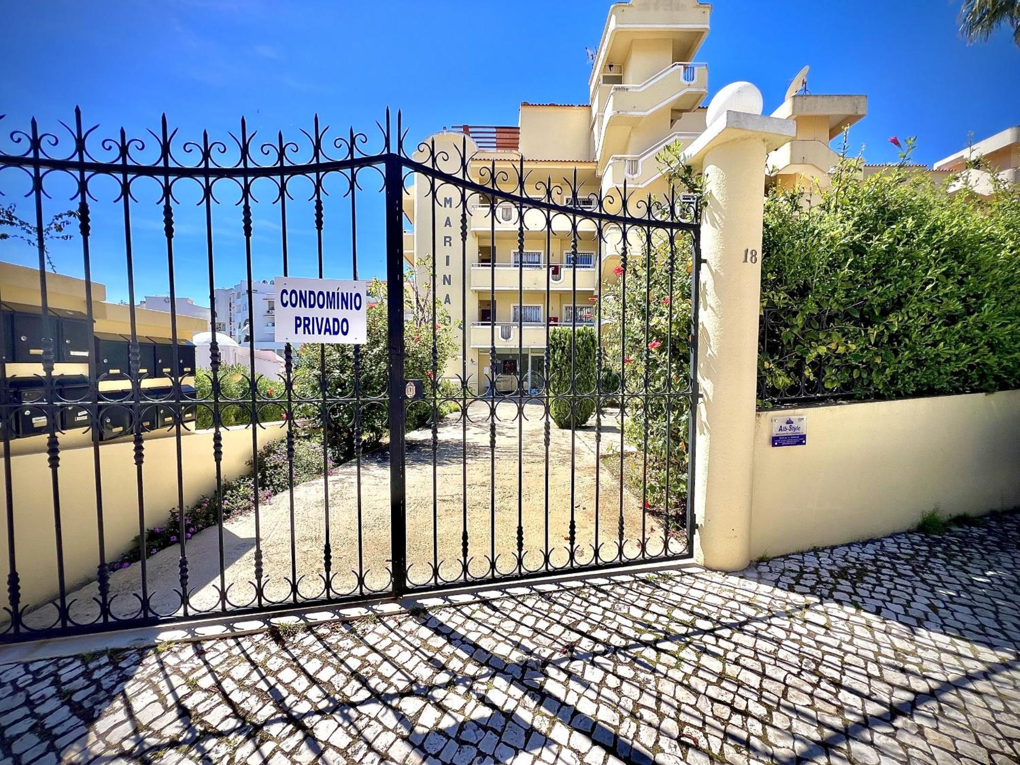 Marina Sol With Pool By Homing Apartament